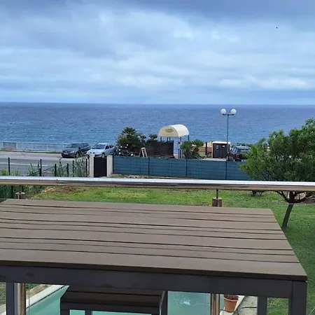 En Bord De Mer Villa *