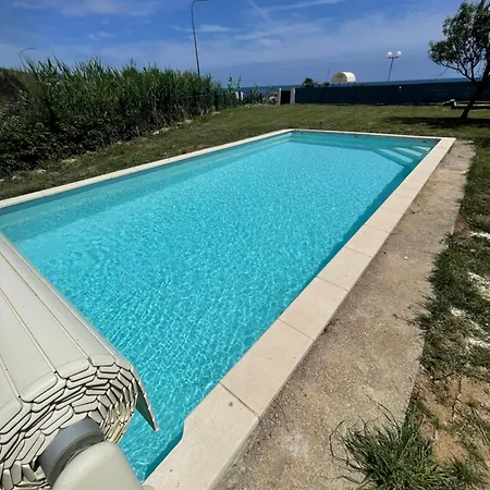 En Bord De Mer Villa